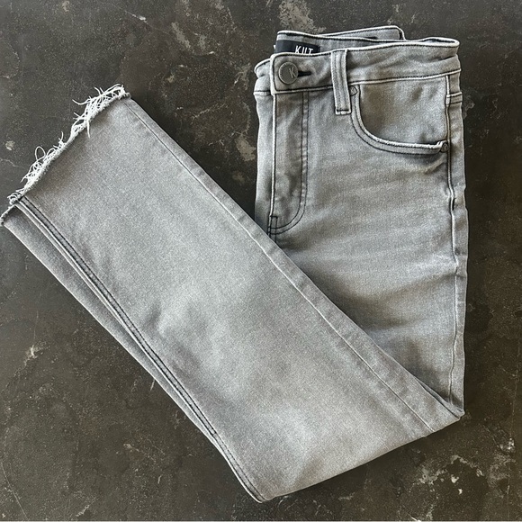 Kut from the Kloth Elizabeth High Rise Grey Straight Leg Jeans - Picture 6 of 7